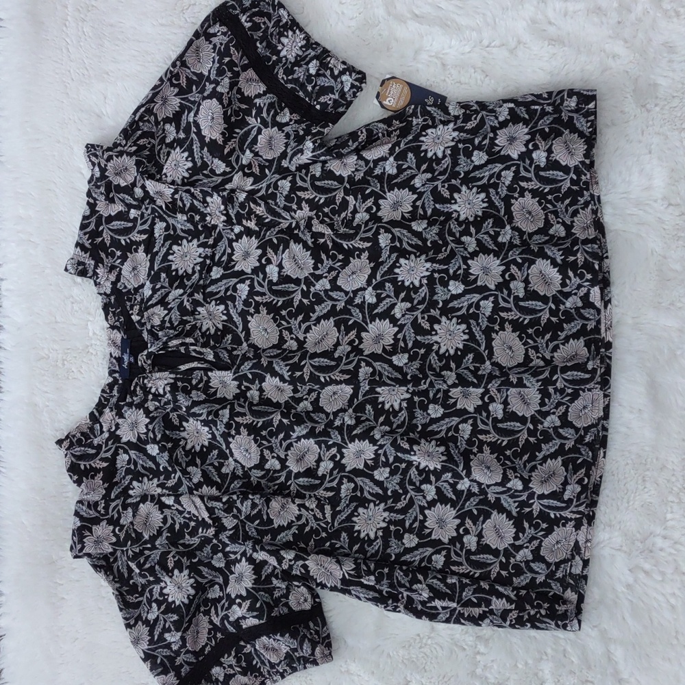 ANGELS FOREVER YOUNG BLOUSE.